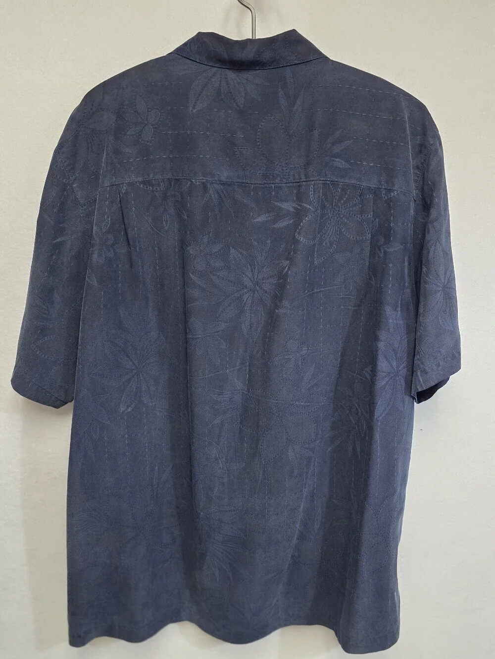Paradise Collection Mens Large Short-Sleeve Button-Down Camp Shirt 100% Silk